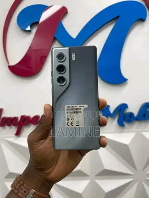 Nouveau Tecno Camon 40 Pro 4G 256 GB Noir