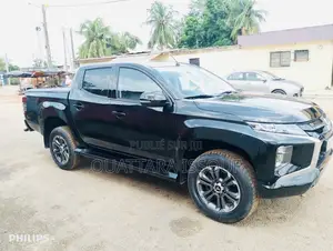 Mitsubishi L200 2023 Noir