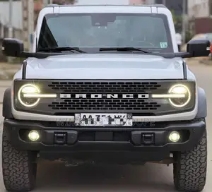 Nouveau Ford Bronco 2024 Blanc