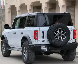 Nouveau Ford Bronco 2024 Blanc