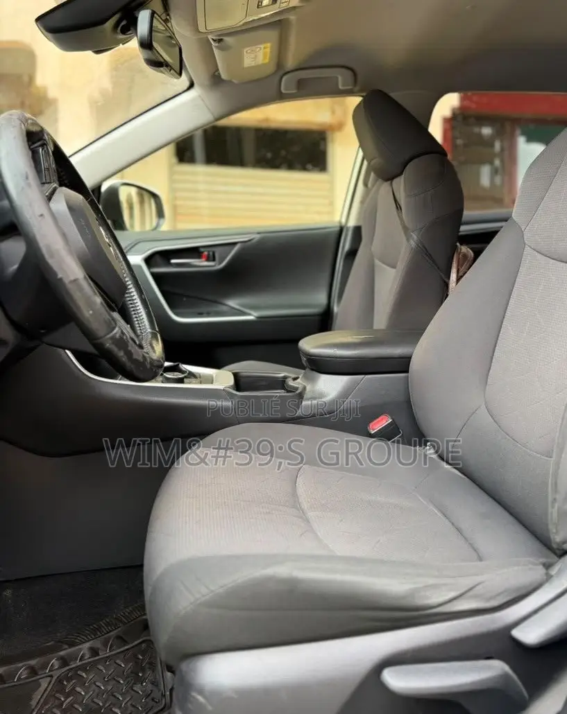 Toyota RAV4 LE AWD 2020 Blanc