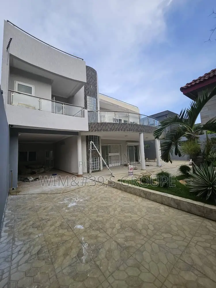 5chbre Duplex dans Clés D’Or Ci, Cocody à Vendre