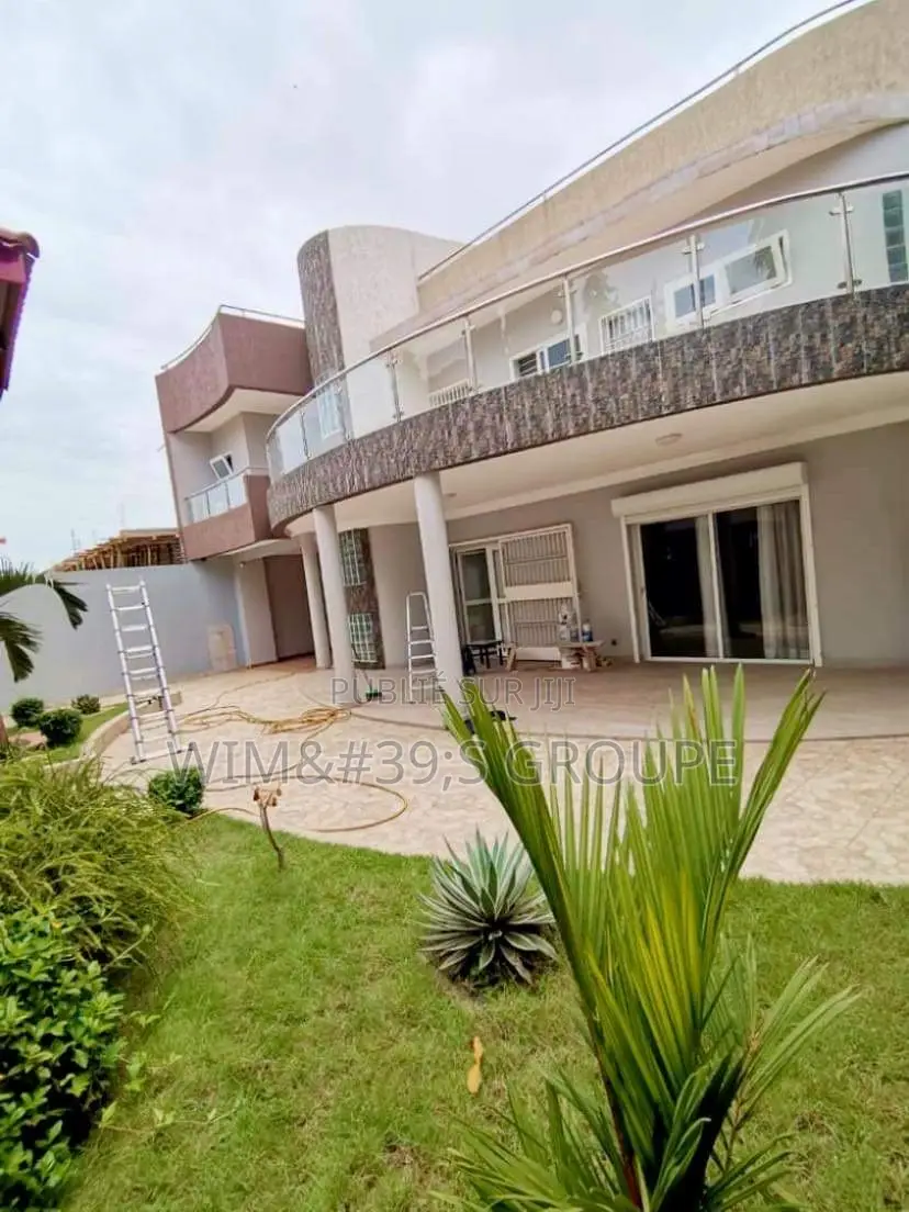 5chbre Duplex dans Clés D’Or Ci, Cocody à Vendre