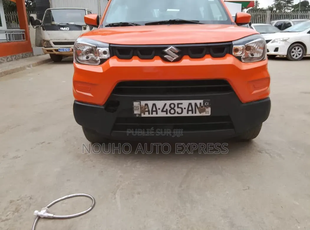 Suzuki S-Presso 2023 Orange