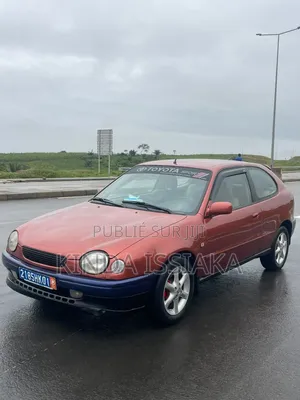 Toyota Corolla 2002 Orange