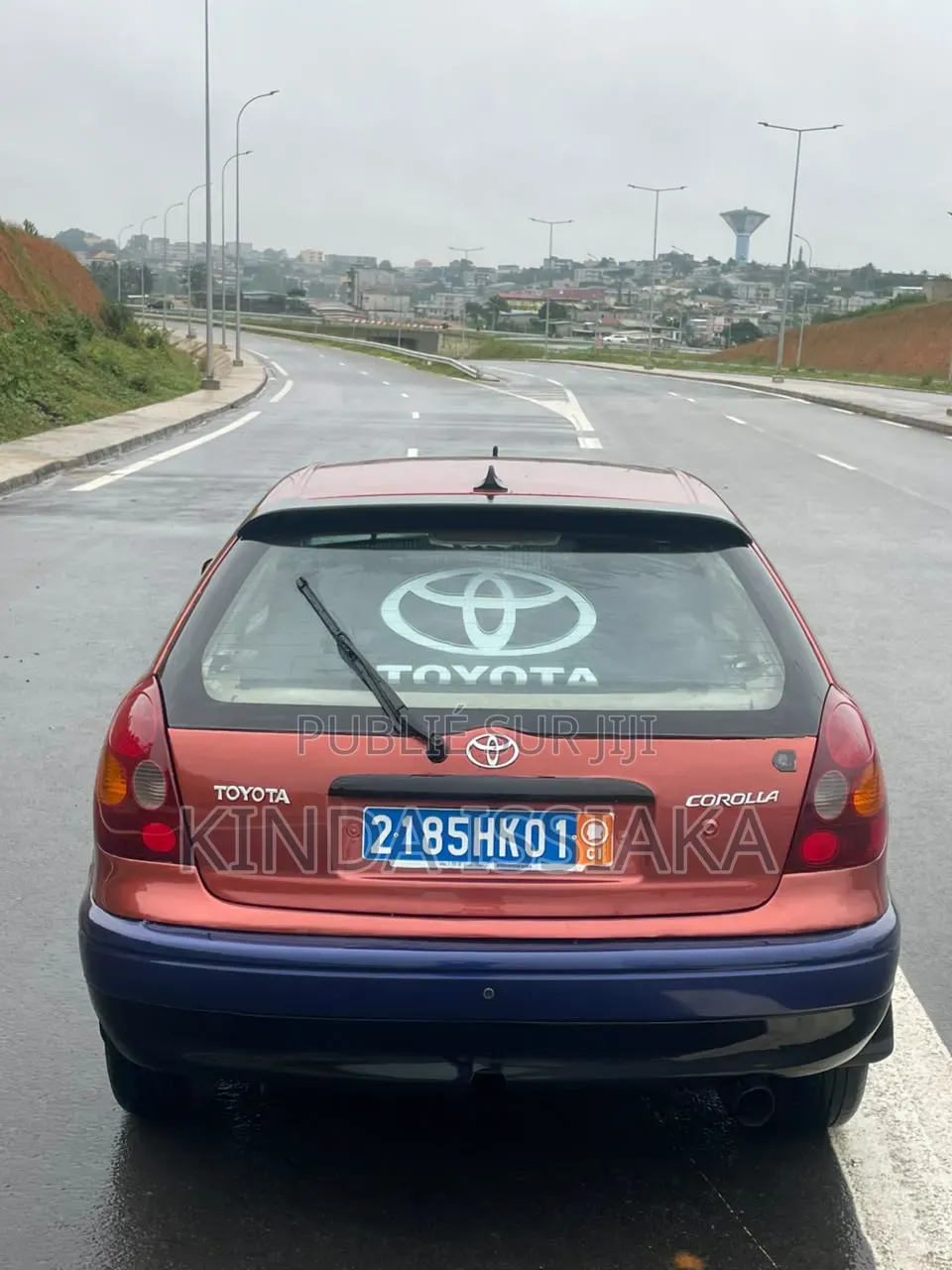 Toyota Corolla 2002 Orange