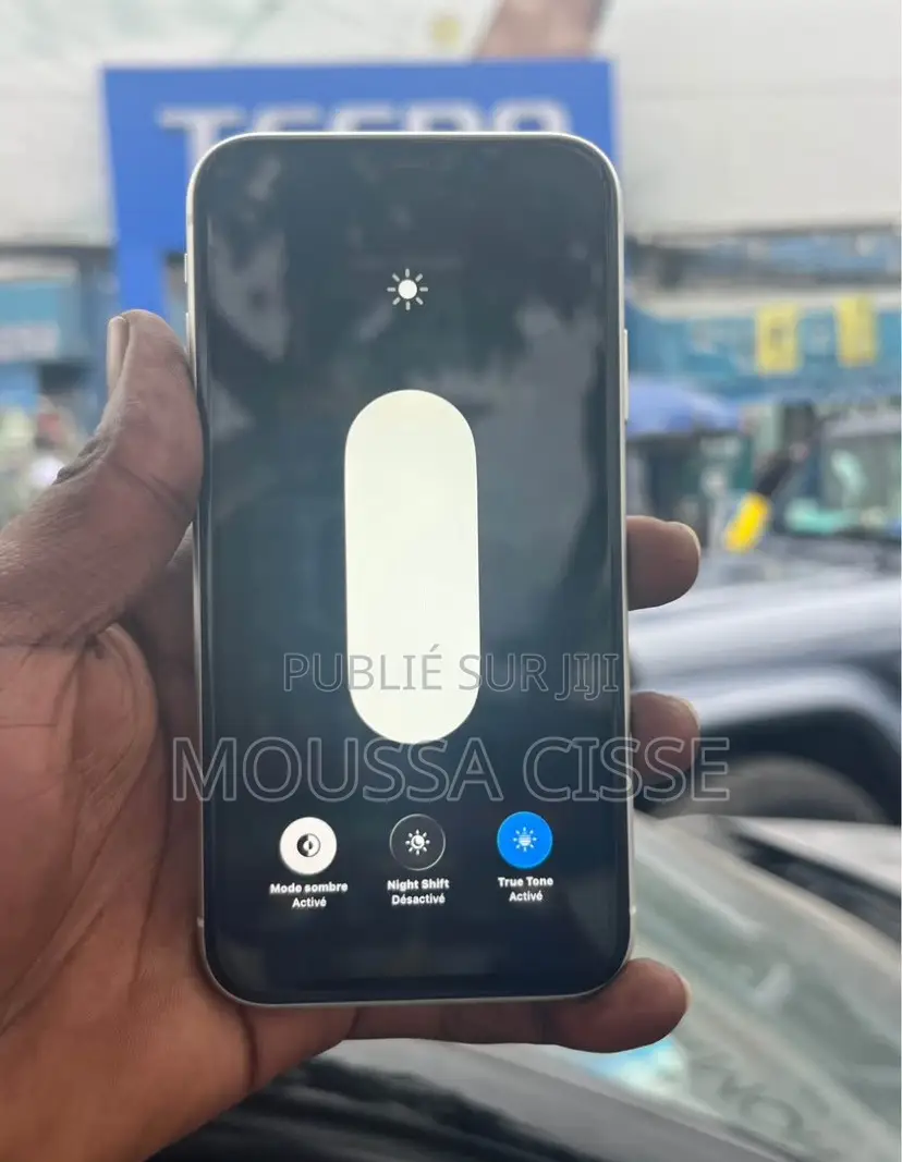 Nouveau Apple iPhone 11 64 GB Autre