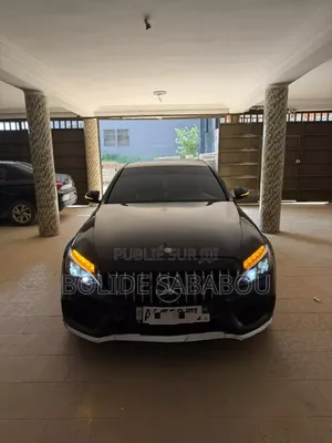 Mercedes-Benz C300 2017 Noir