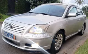 Toyota Avensis 2003 Gris