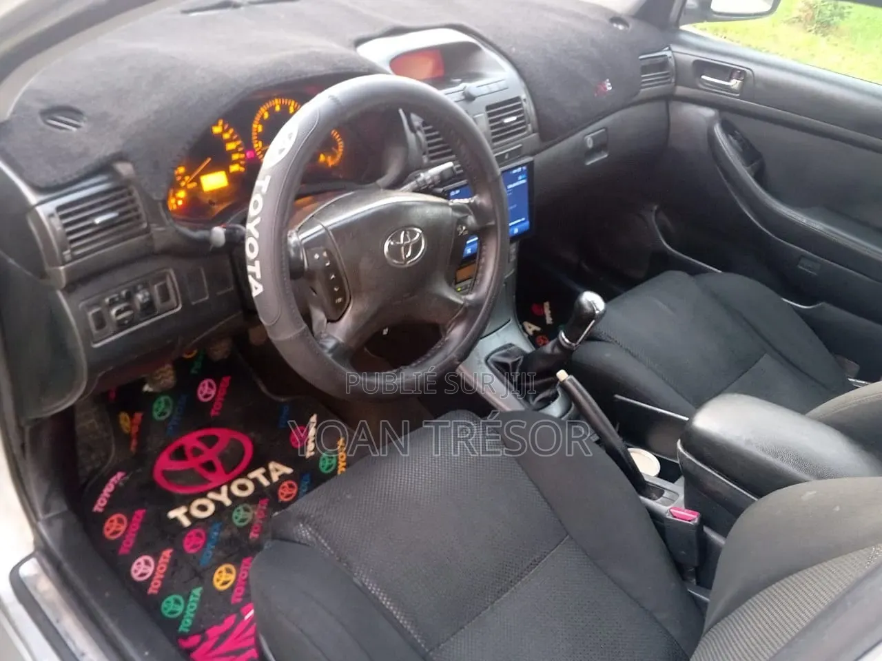 Toyota Avensis 2003 Gris