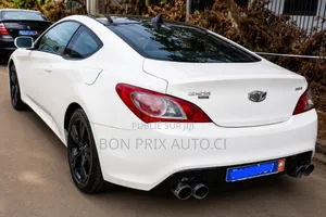 Hyundai Genesis 2010 Blanc