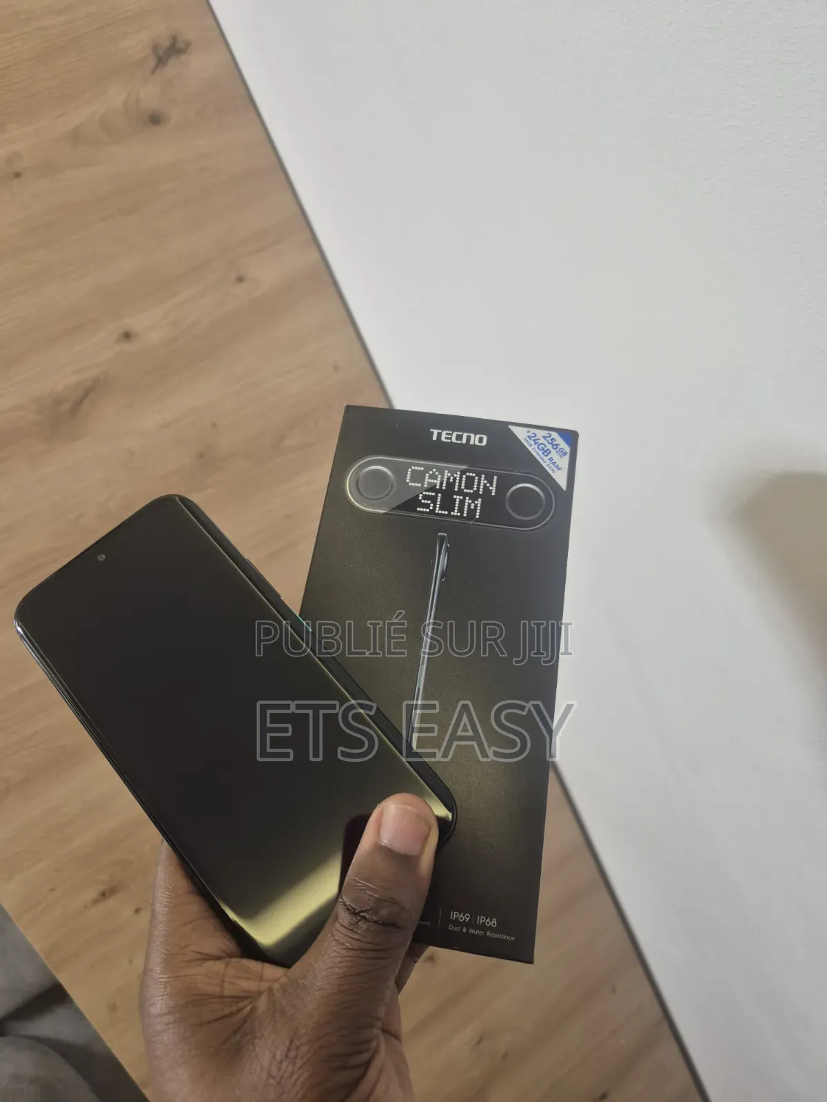 Nouveau Tecno Camon Slim 256 GB Noir
