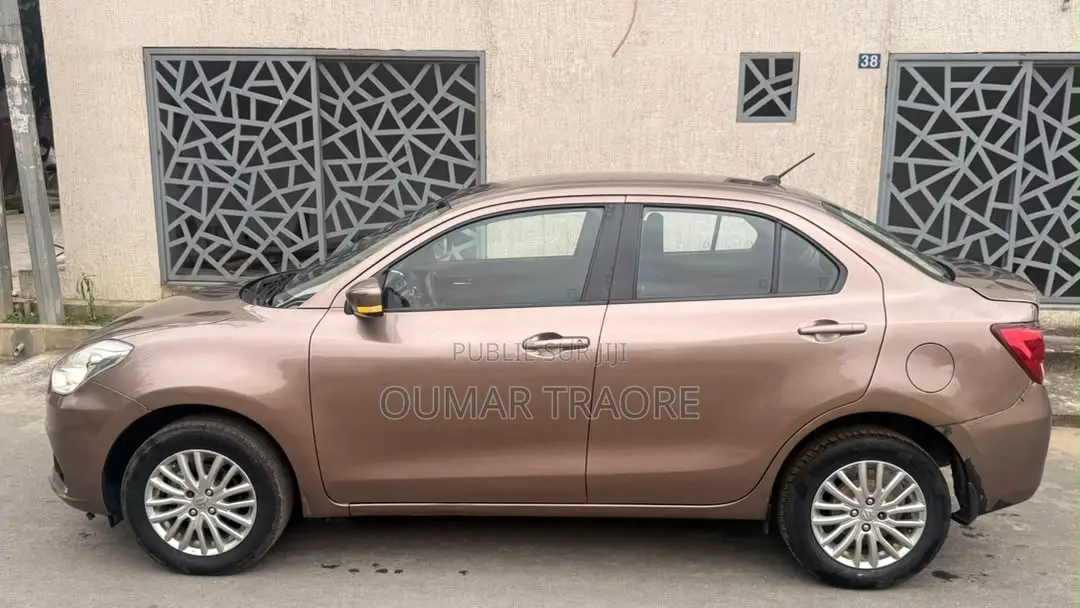 Suzuki Dzire 2024 Marron