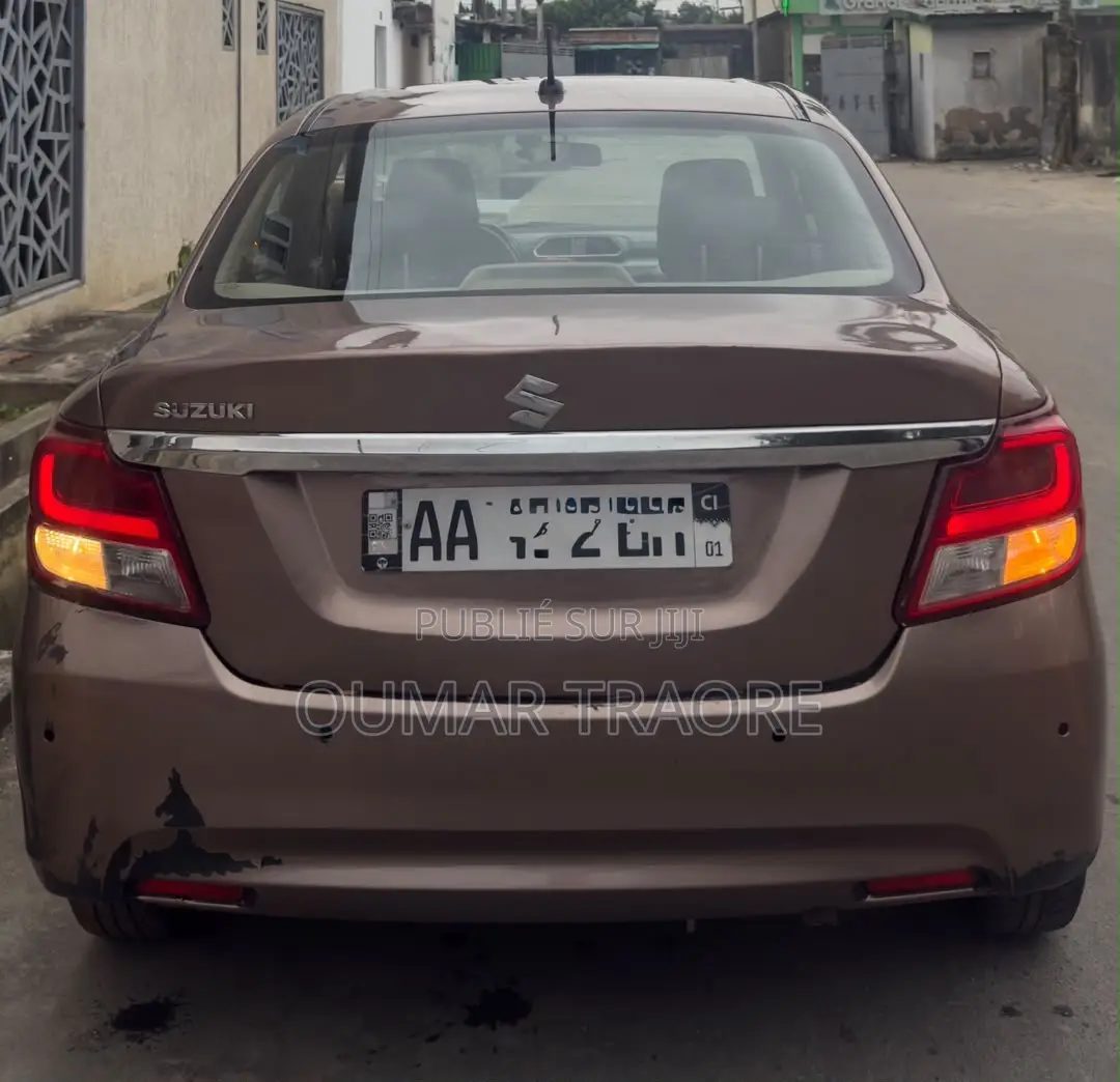 Suzuki Dzire 2024 Marron