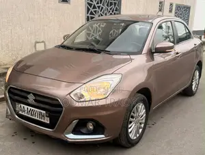 Suzuki Dzire 2024 Marron