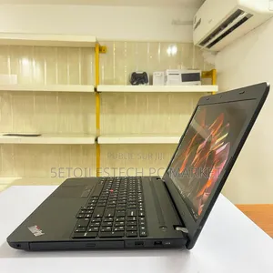 Nouveau Lenovo ThinkPad Edge E555 8GB Intel Core i7 SSD 256GB
