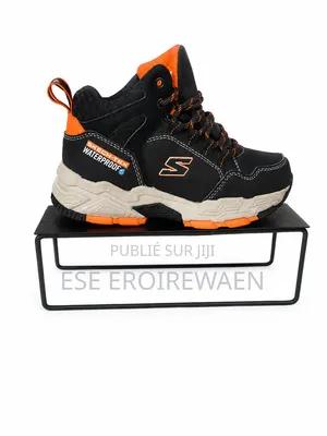 Présentoirs Luxe Pour Chaussures Sacs