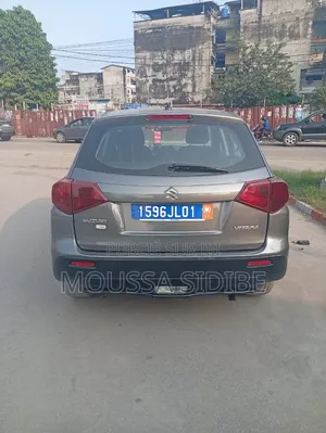 Suzuki Vitara 2020 Gris