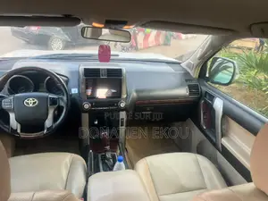 Toyota Land Cruiser Prado 2018 Gris