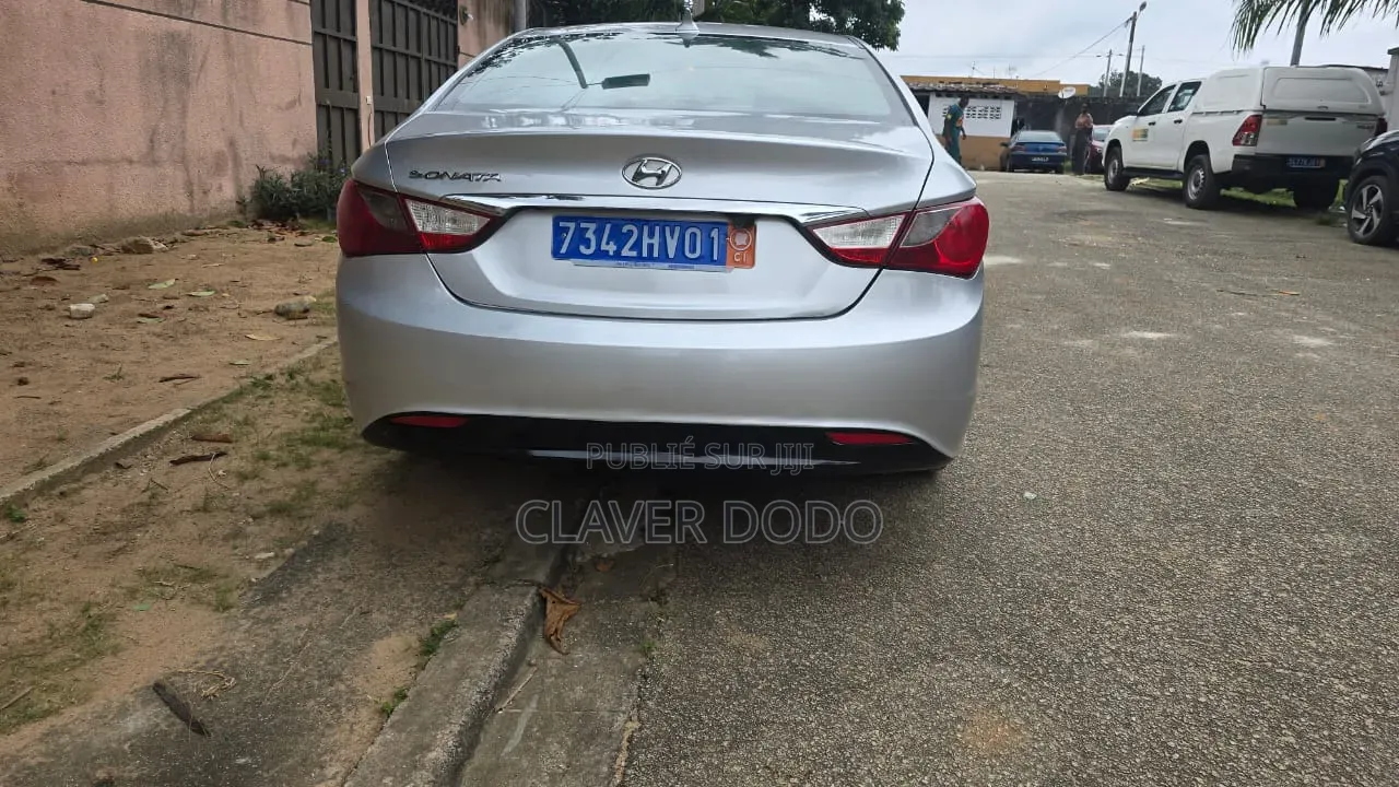 Hyundai Sonata 2013 Gris