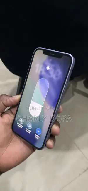 Apple iPhone 12 64 GB Violet