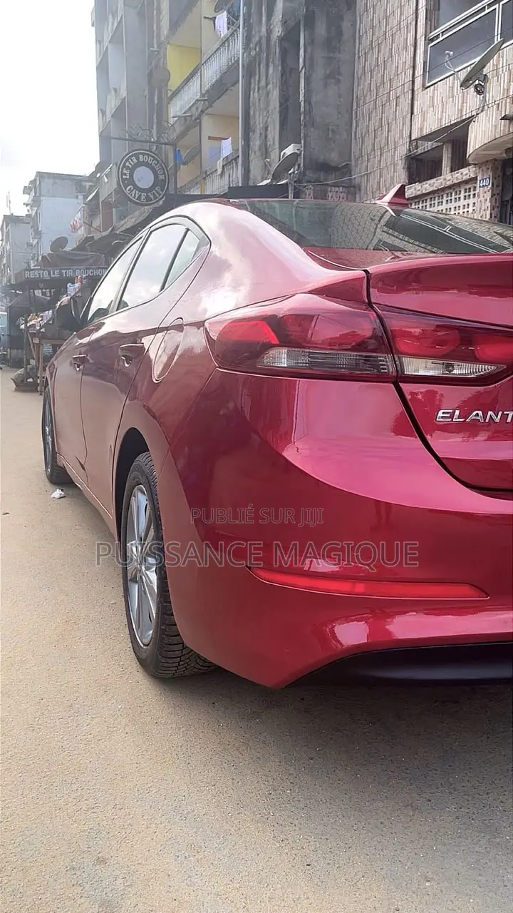 Hyundai Elantra 2018 Rouge