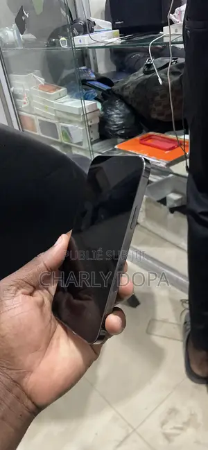 Apple iPhone 12 Pro 128 GB Noir