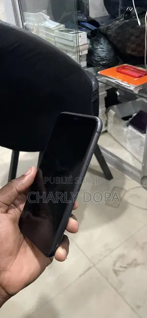 Apple iPhone 11 256 GB Noir