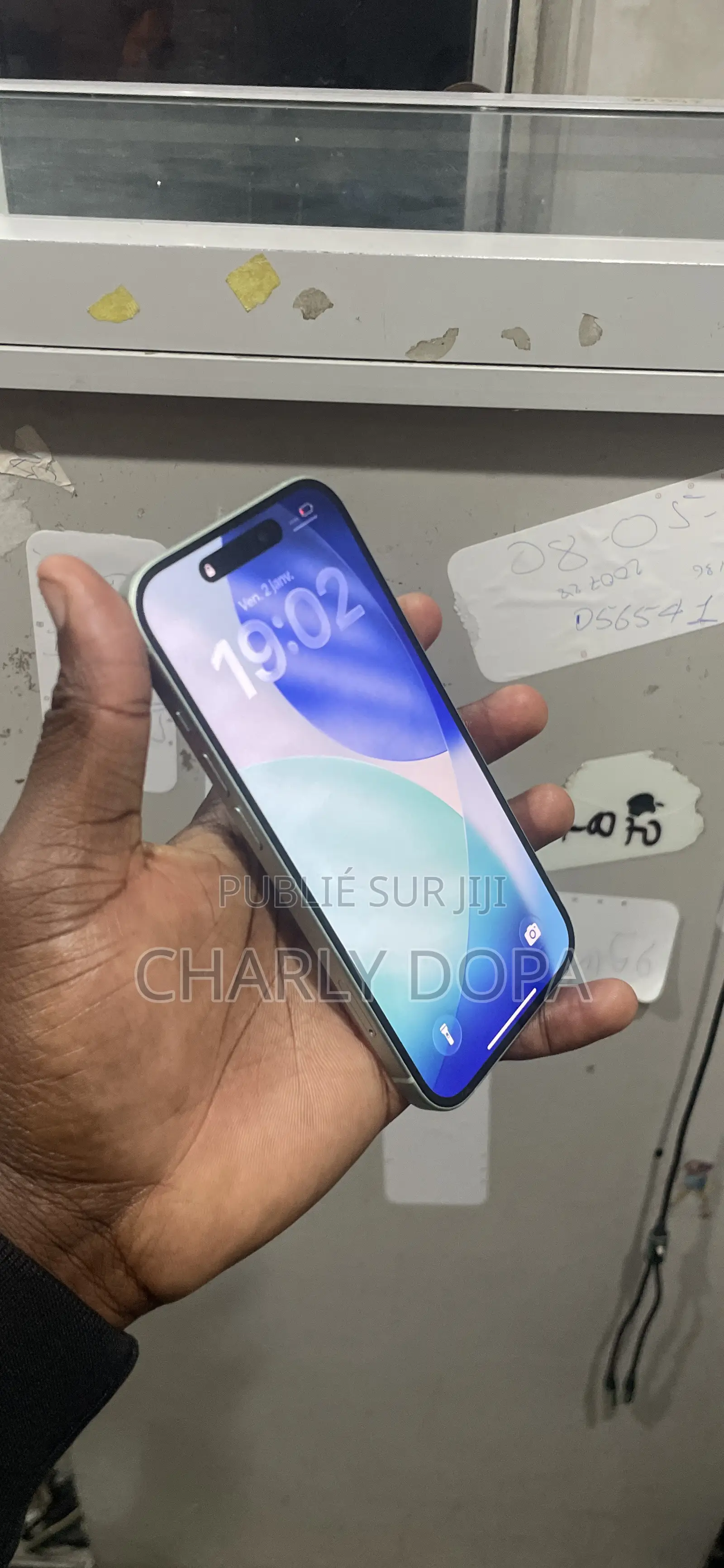 Apple iPhone 15 128 GB Vert