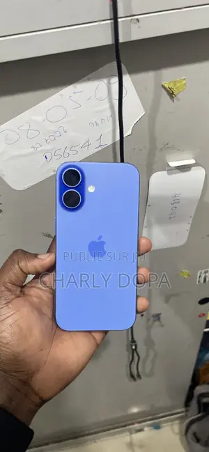 Apple iPhone 16 128 GB Bleu