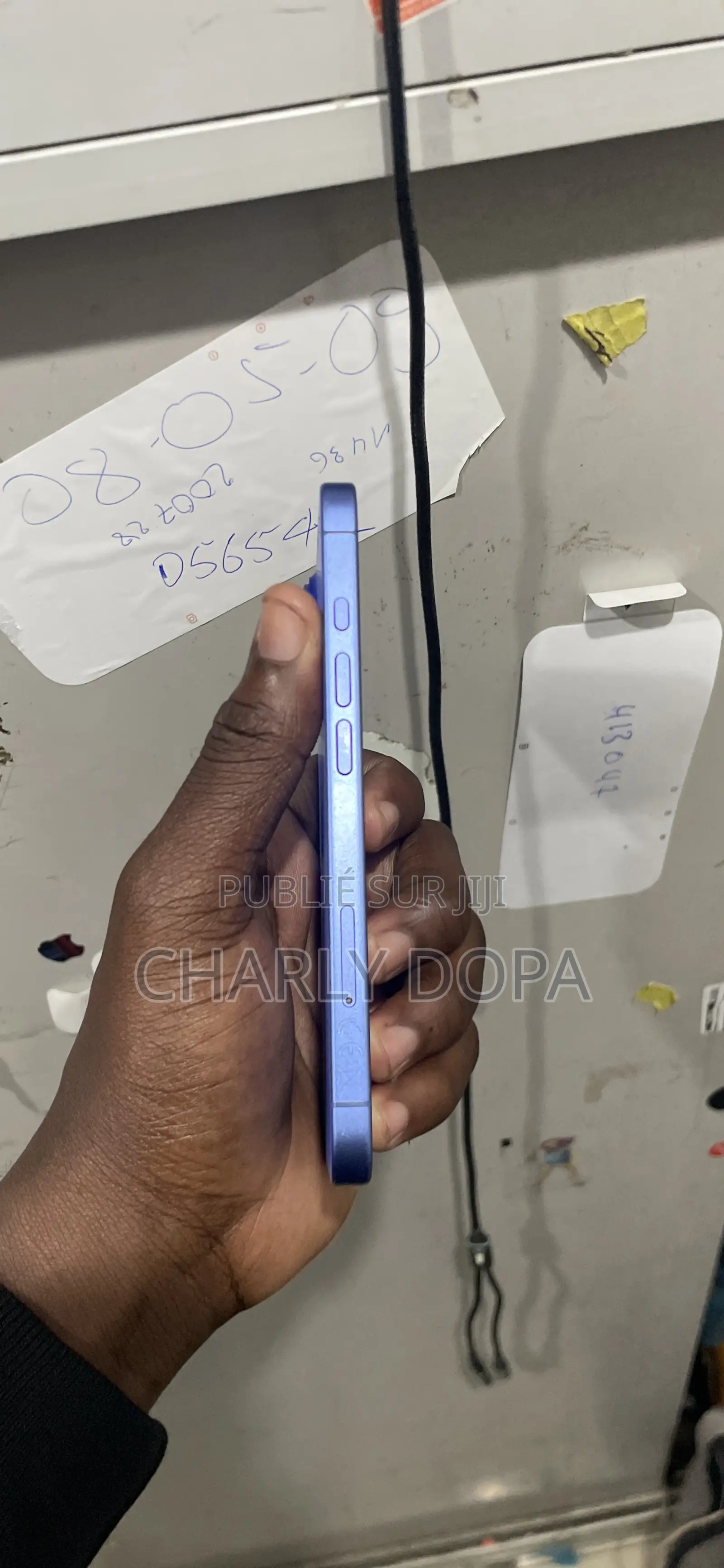 Apple iPhone 16 128 GB Bleu