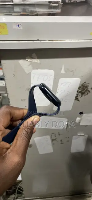 Apple Watch Série 9 45mm en Bon État