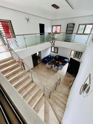 4chbre Duplex dans Villa Duplex, Cocody à Vendre