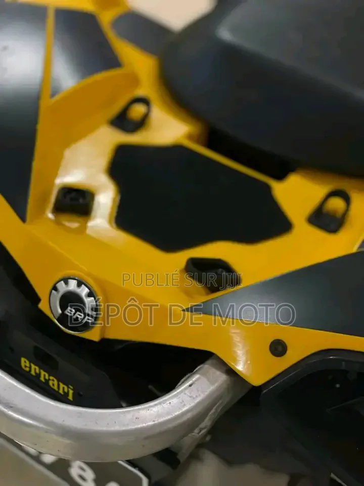 Nouveau Can-Am Autre 2014 Jaune