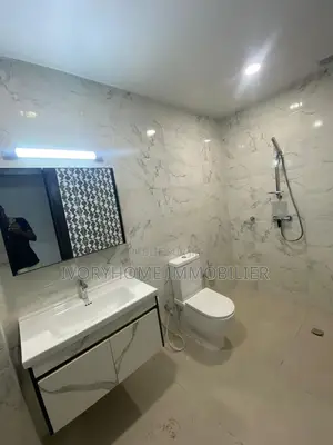 2chbre Appartement dans Cocody à Louer