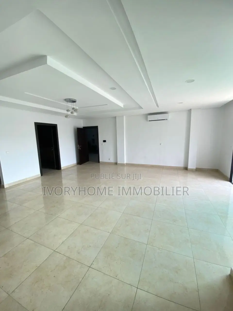 3chbre Appartement dans Cocody à Louer