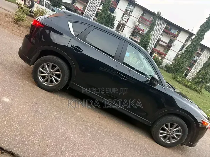 Mazda CX-5 2022 Noir