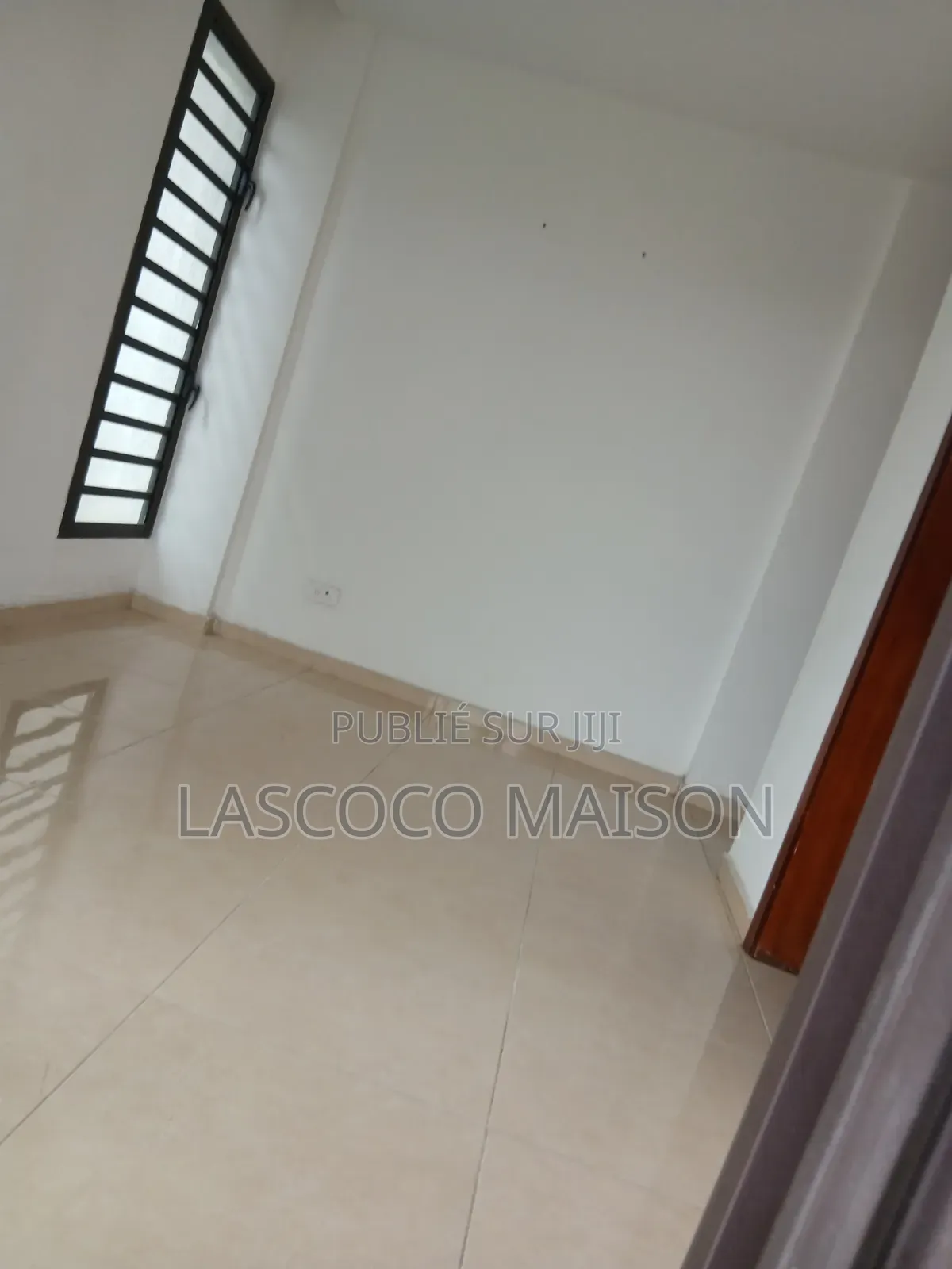3chbre Appartement dans Lascoco Maison, Cocody à Louer