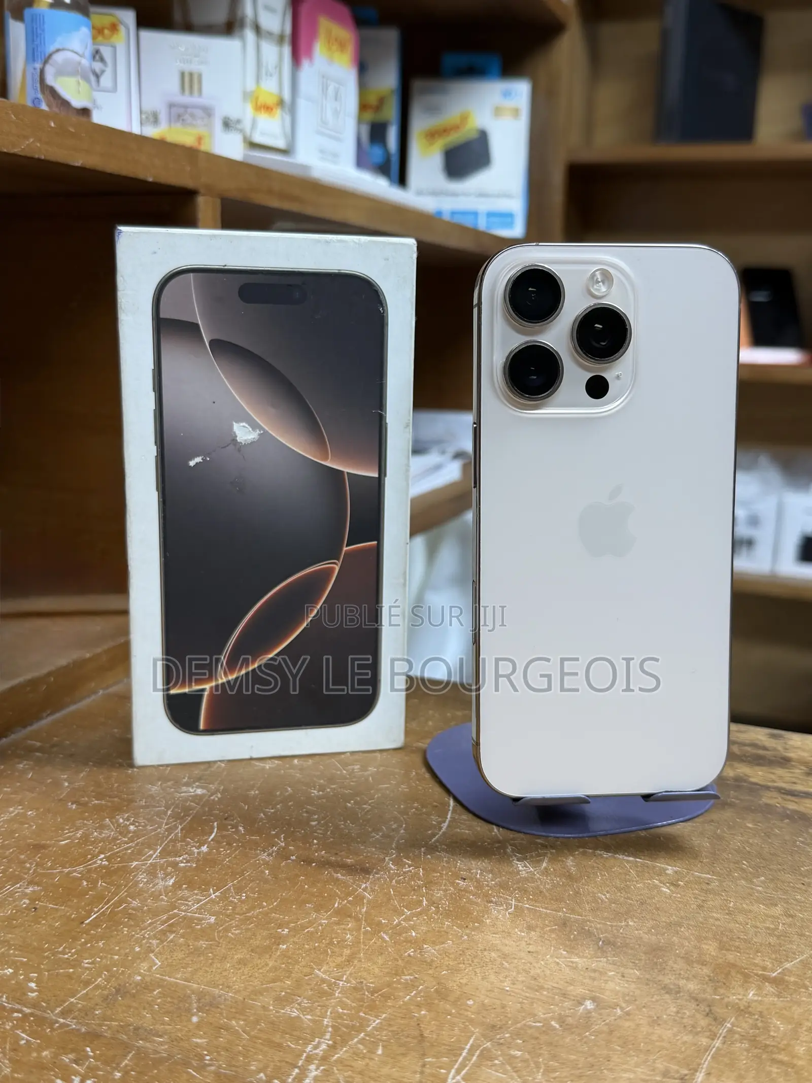 Apple iPhone 16 Pro 256 GB Doré