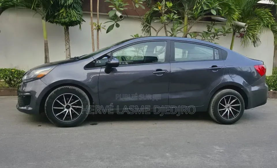 Kia Rio 2016 Noir