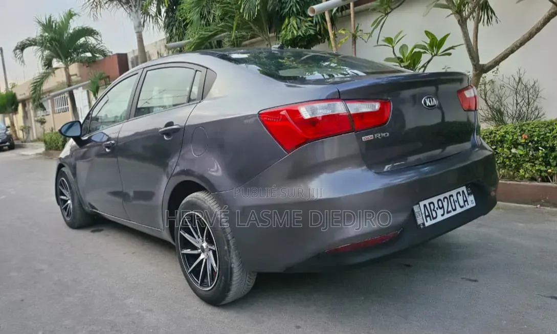 Kia Rio 2016 Noir