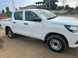 Toyota Hilux 2024 Blanc