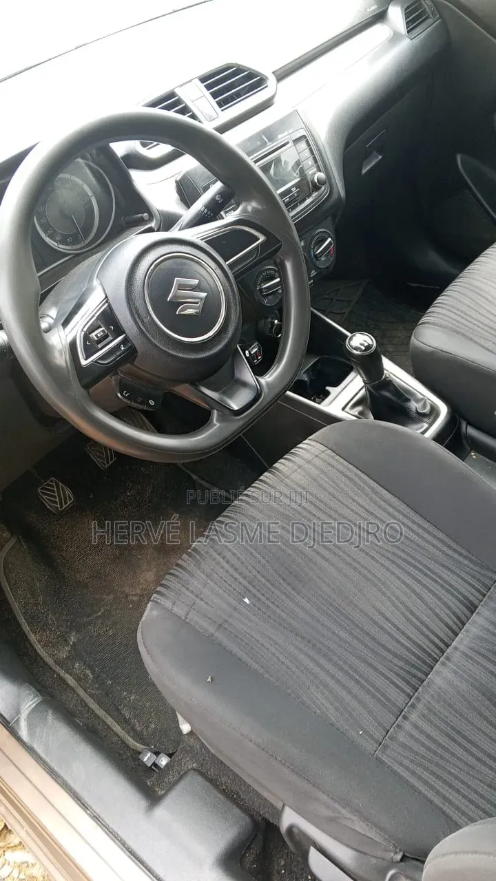 Suzuki Dzire 2024 Doré