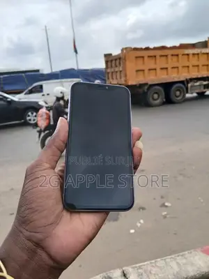 Nouveau Apple iPhone 11 64 GB Violet