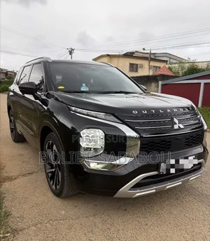 Nouveau Mitsubishi Outlander 2026 Noir
