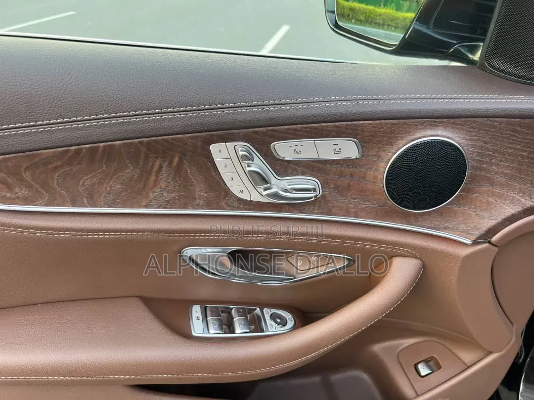 Mercedes-Benz E300 2019 Noir