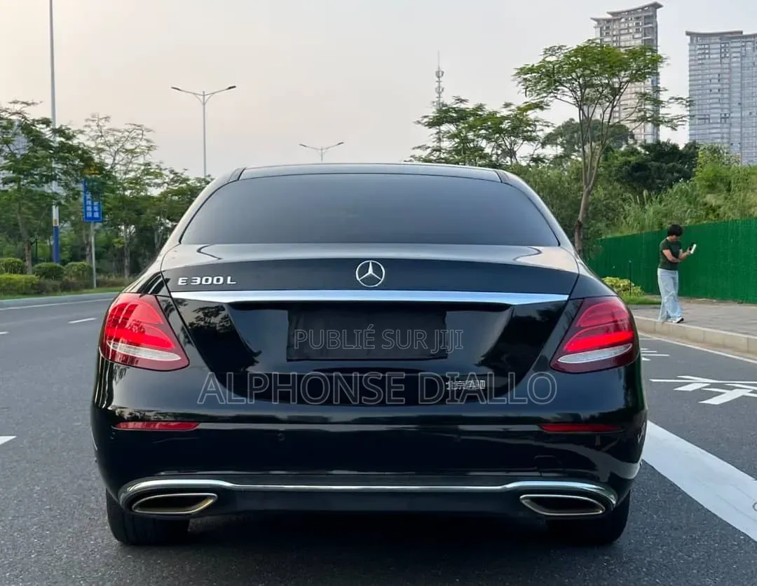 Mercedes-Benz E300 2019 Noir
