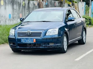 Toyota Avensis 2005 Bleu