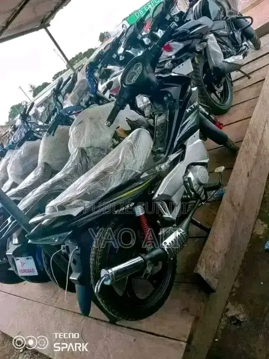 KTM RC 125 2026 Argenté