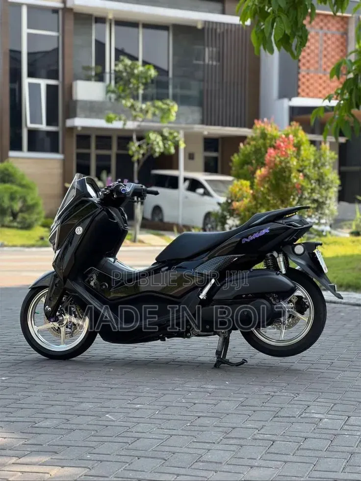 Nouveau BMW 955i 2018 Noir